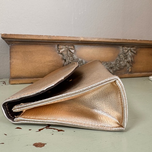 Vintage Gold Cocktail Clutch with Handle - Picture 4 of 13